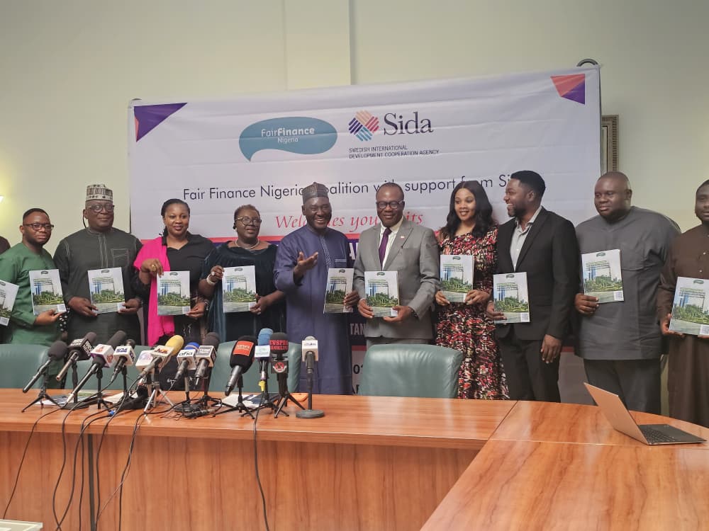 Coalition of civil society organisation during the presentation of the governance report